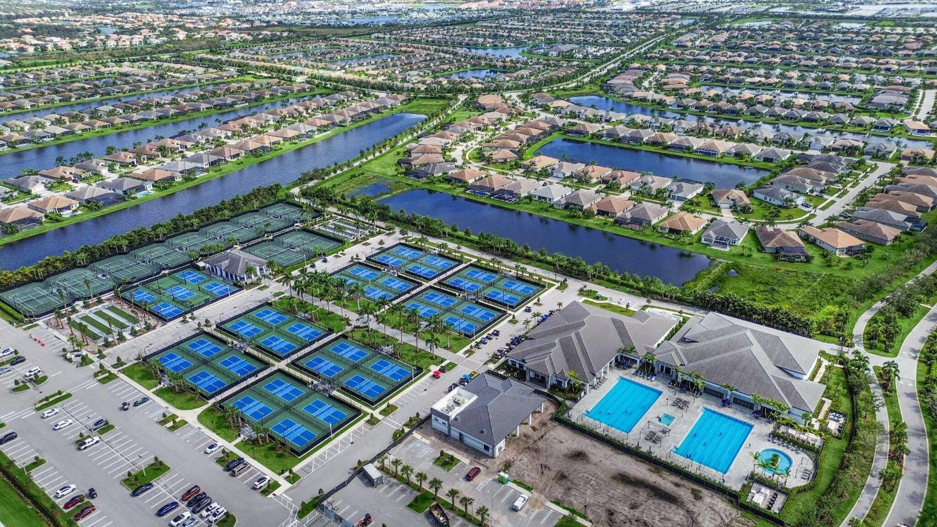 12417 SW Crystal Cove Drive