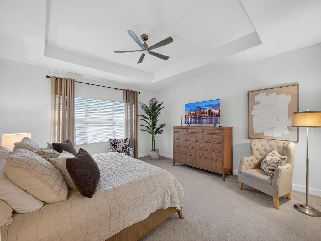 12417 SW Crystal Cove Drive