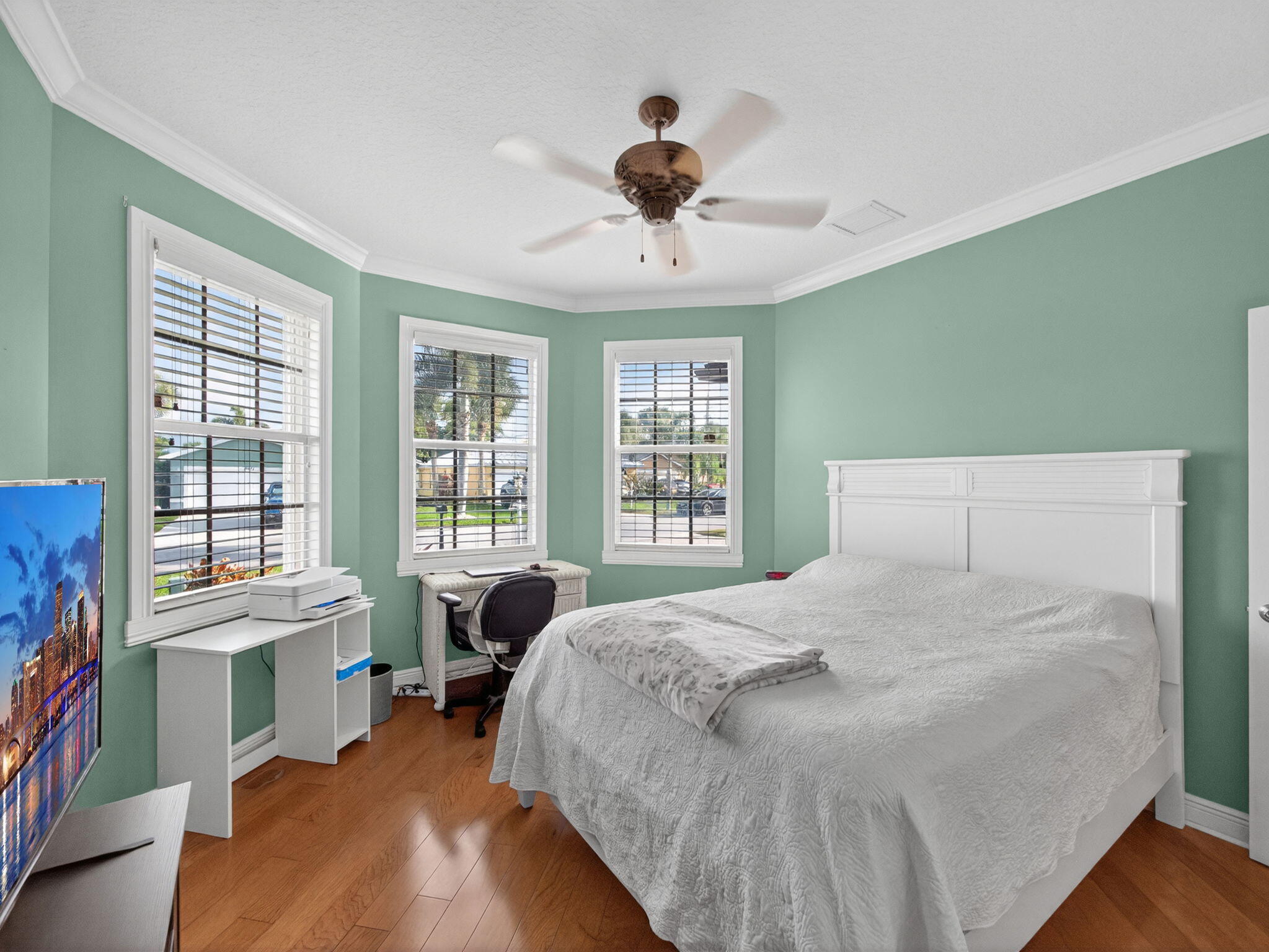 8946 SW Fishermans Wharf Drive