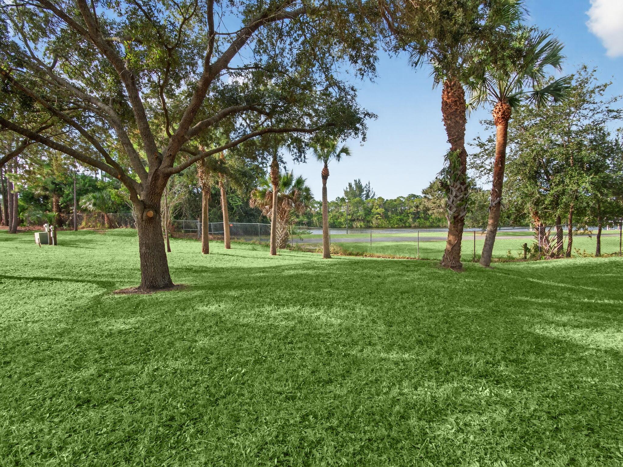 8946 SW Fishermans Wharf Drive