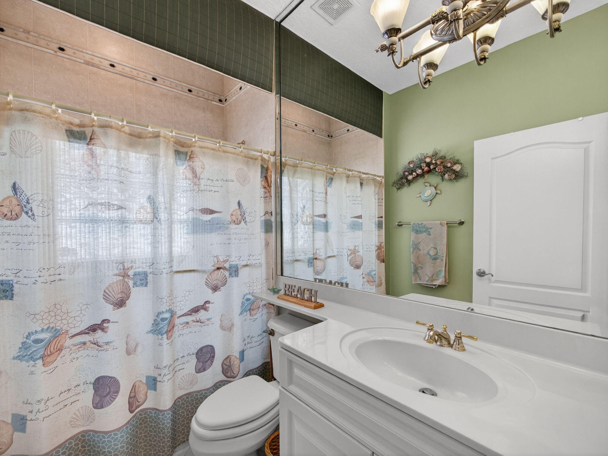 8946 SW Fishermans Wharf Drive