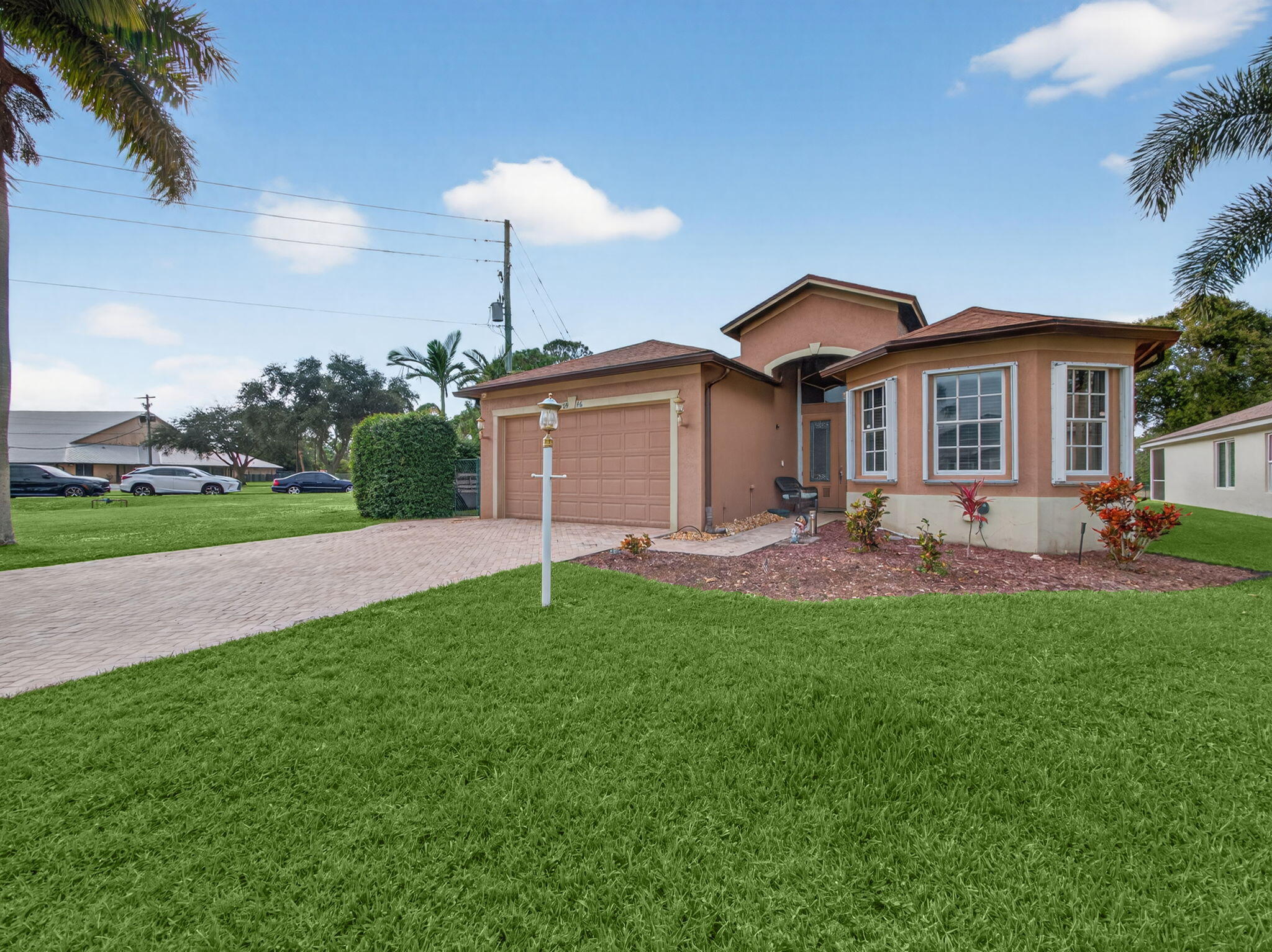 8946 SW Fishermans Wharf Drive