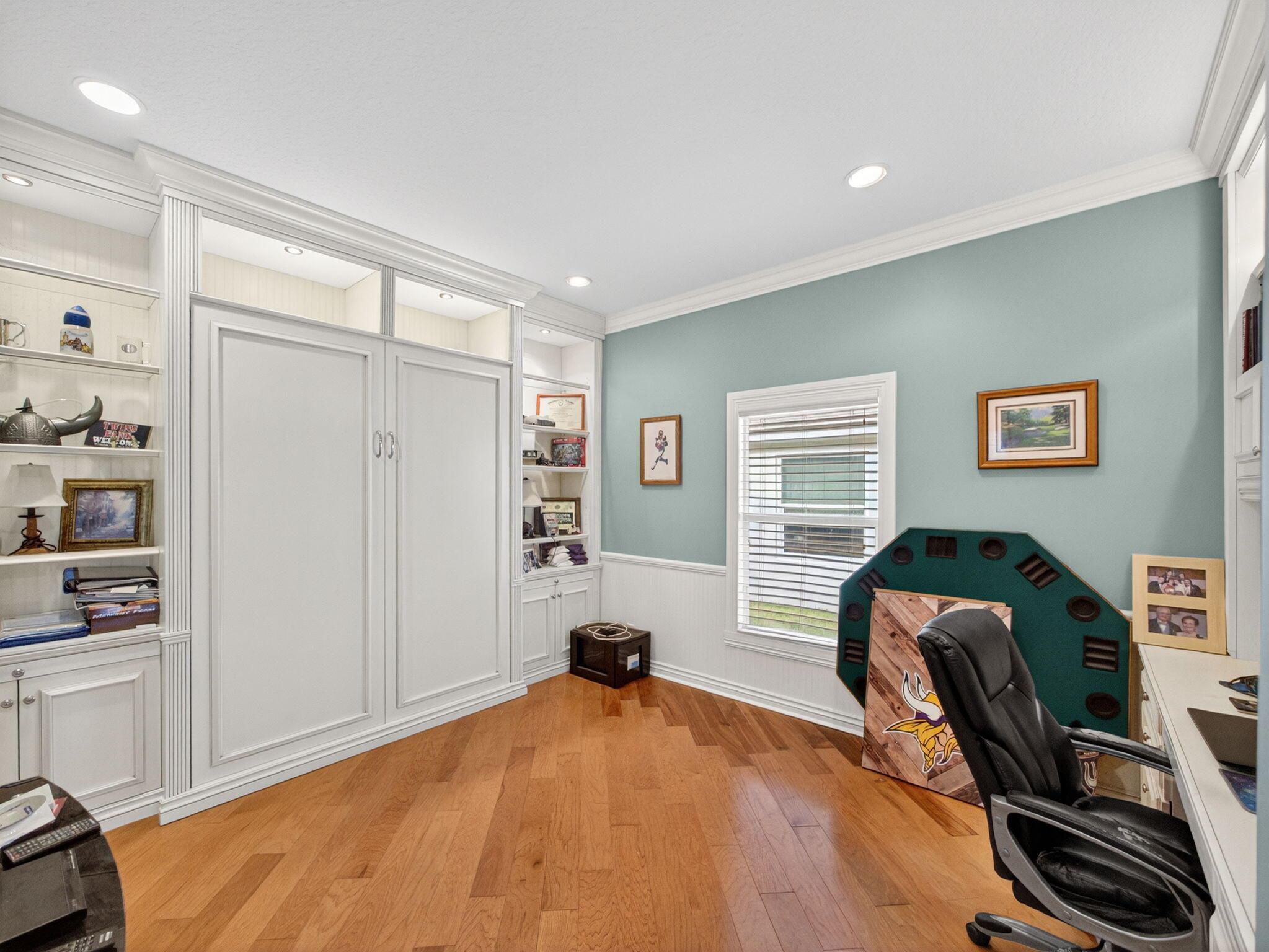 8946 SW Fishermans Wharf Drive