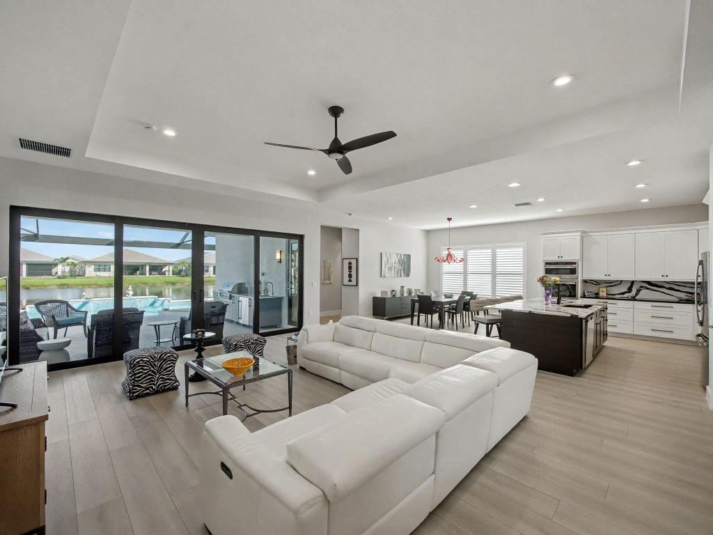 12433 SW Crystal Cove Drive, Port St. Lucie