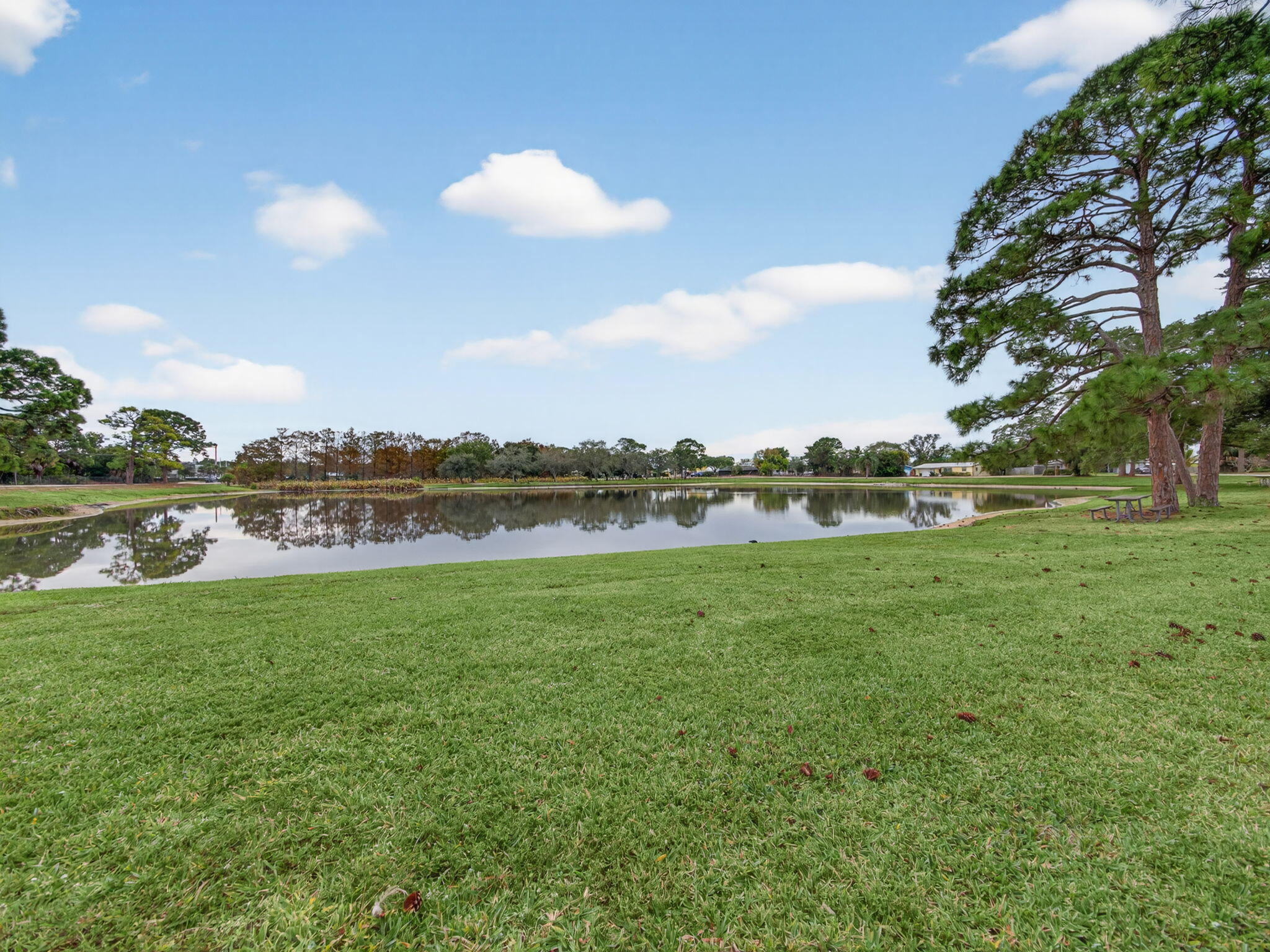 991 NW 15th Terrace, Stuart