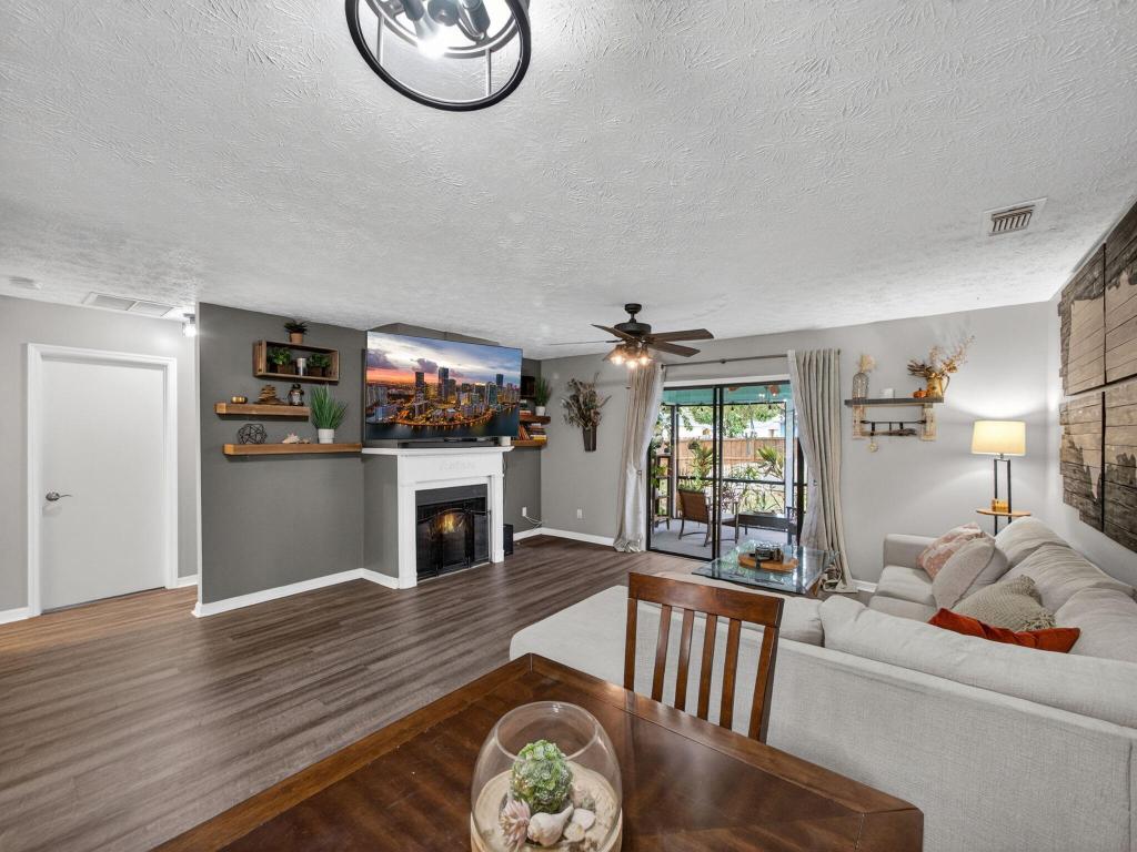 991 NW 15th Terrace, Stuart