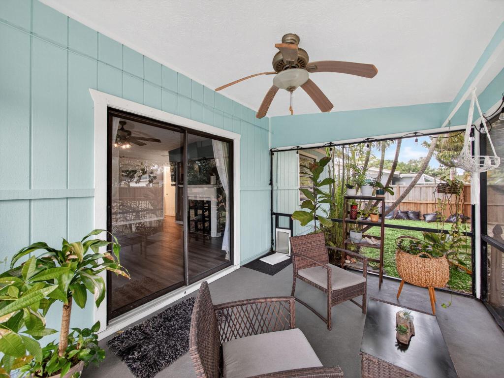 991 NW 15th Terrace, Stuart