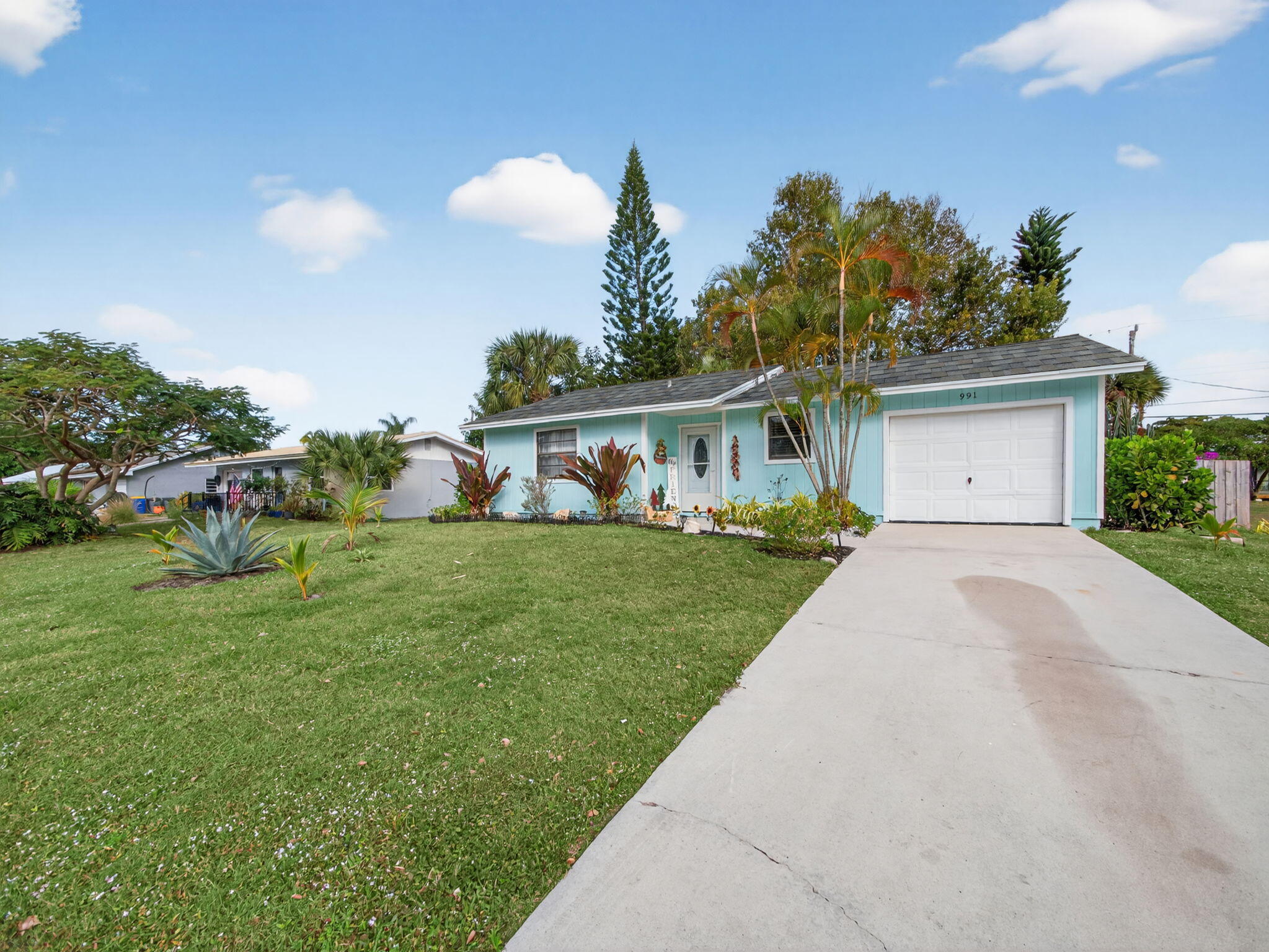991 NW 15th Terrace, Stuart