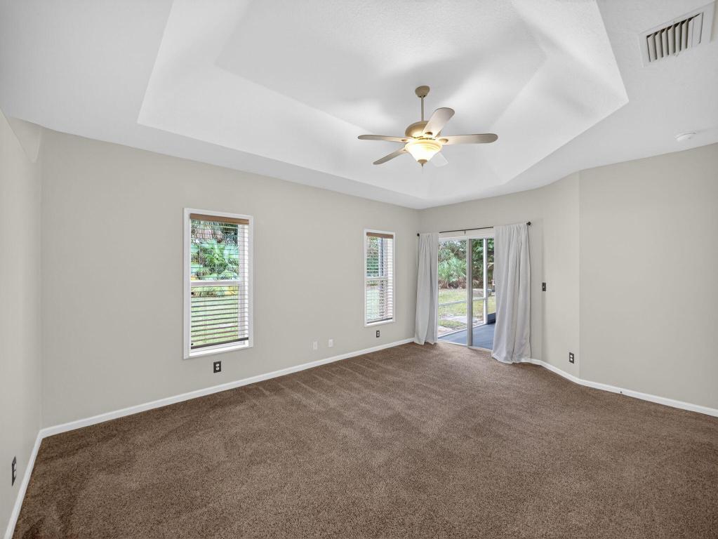 8895 SW Fishermans Wharf Drive