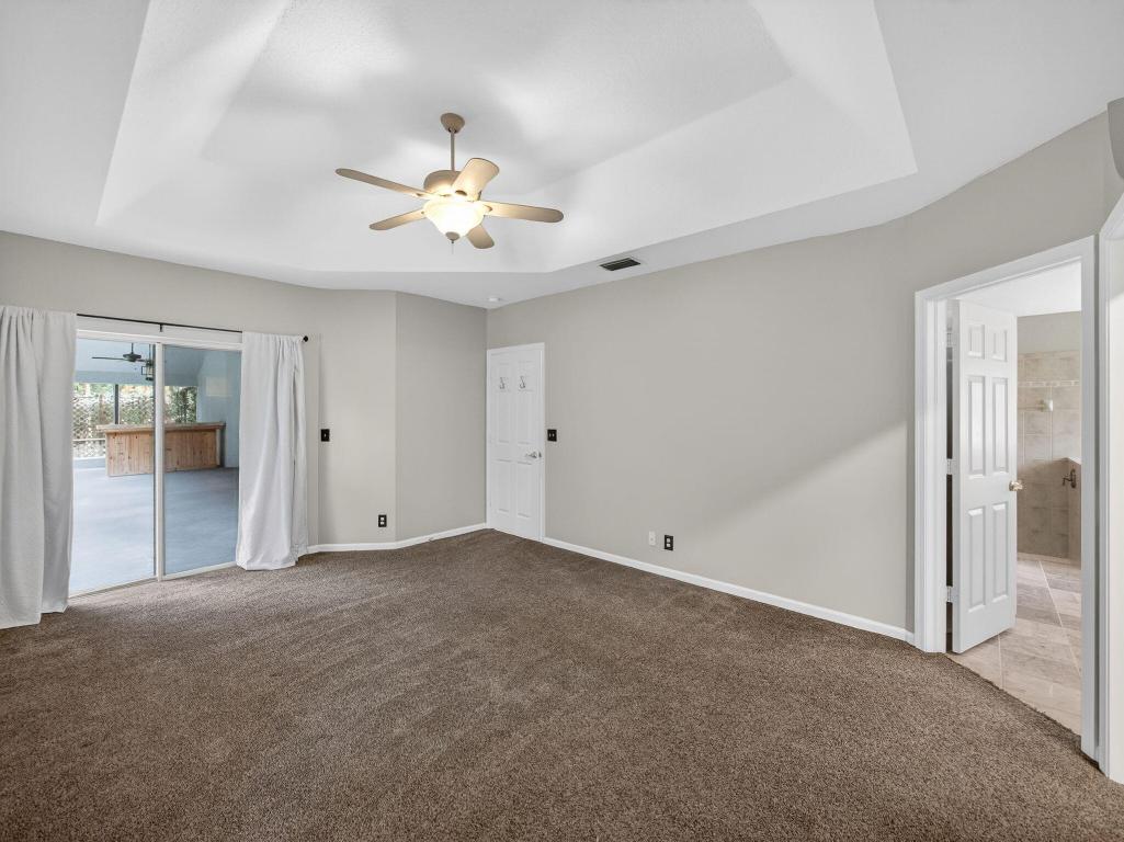 8895 SW Fishermans Wharf Drive