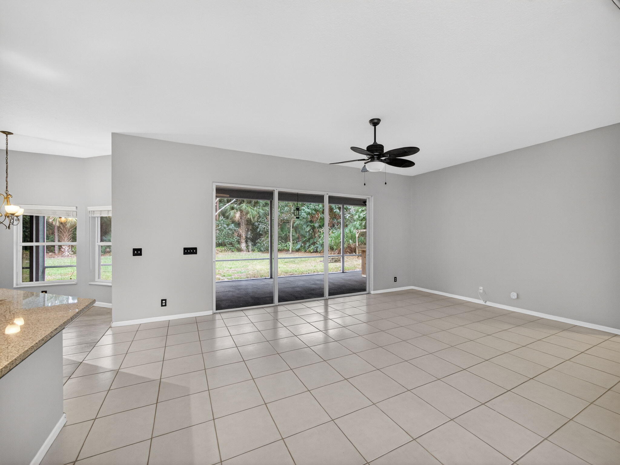 8895 SW Fishermans Wharf Drive