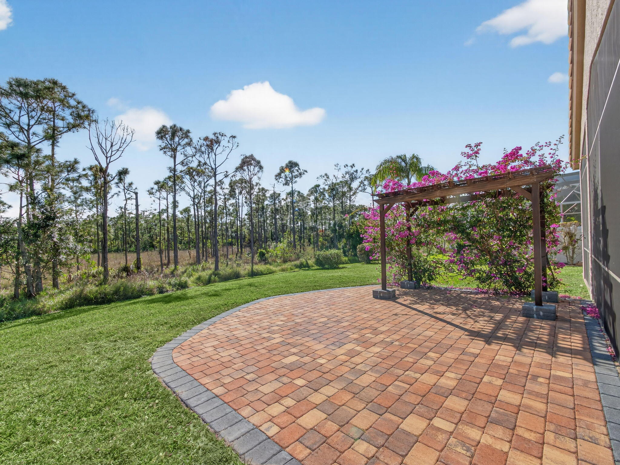 3008 SE Racoon Way