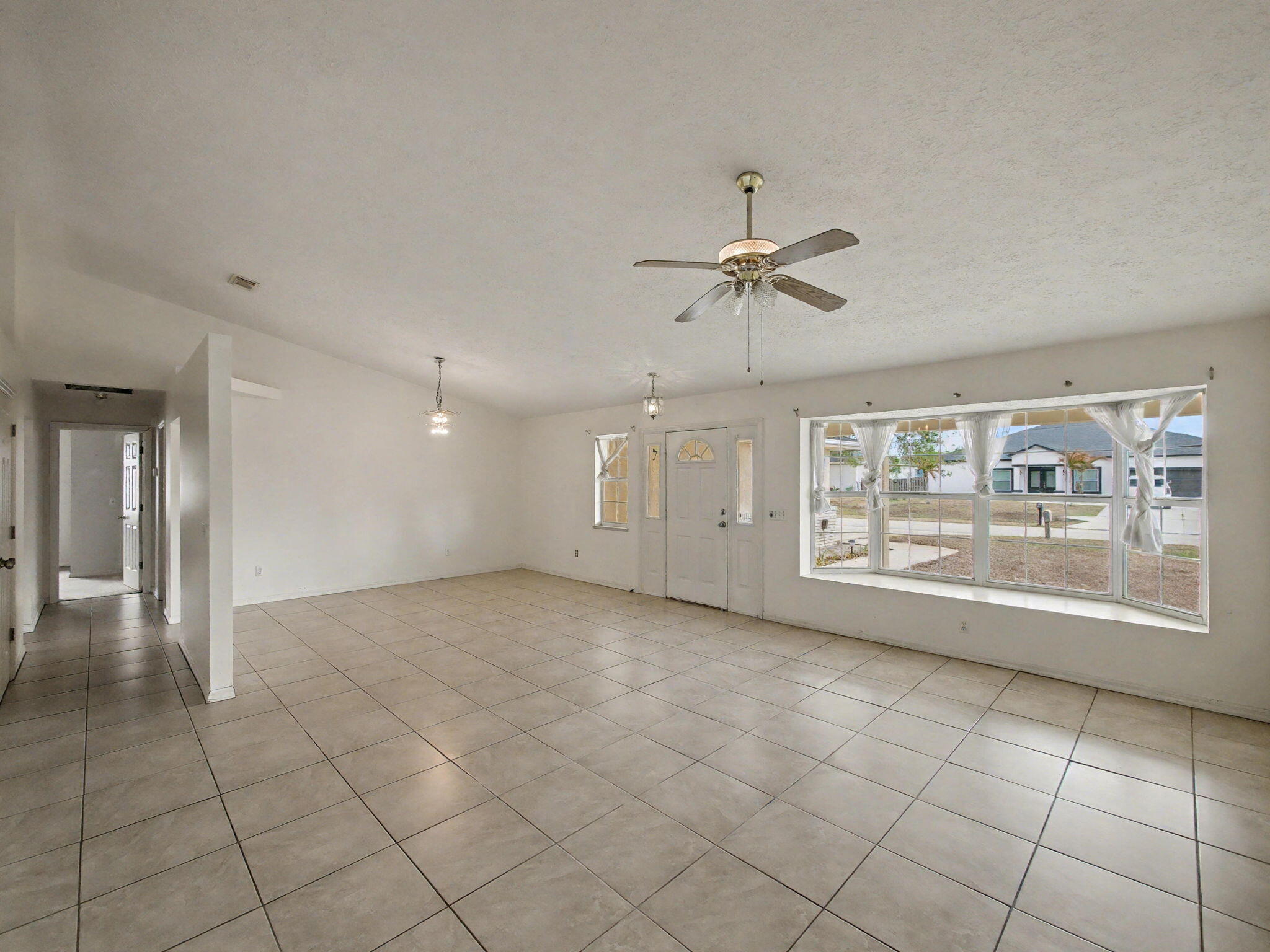 401 SW Ridgecrest Drive, Port St. Lucie