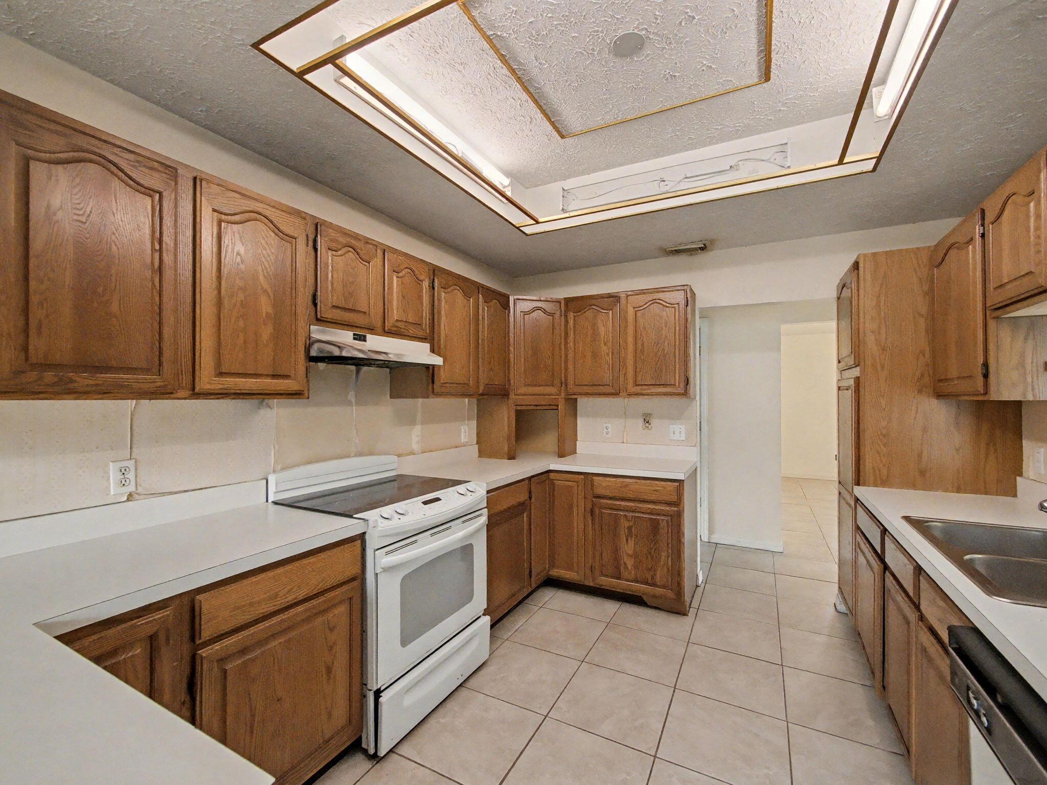 401 SW Ridgecrest Drive, Port St. Lucie