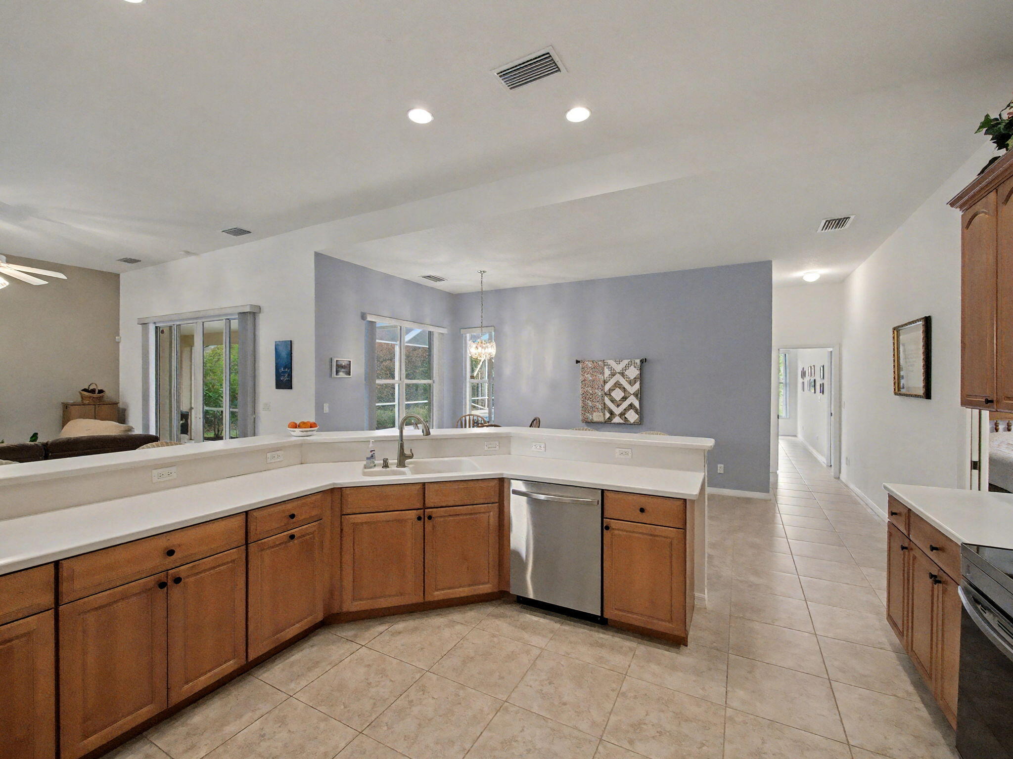 8122 SW Yachtsmans Drive