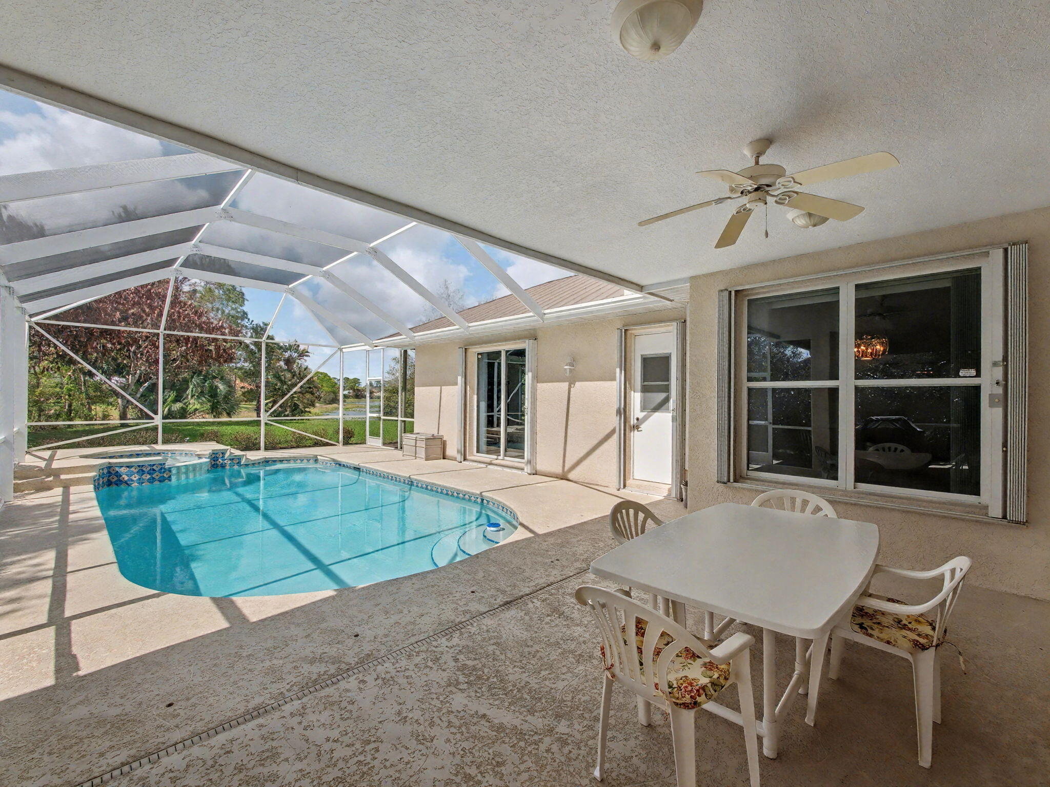 8122 SW Yachtsmans Drive