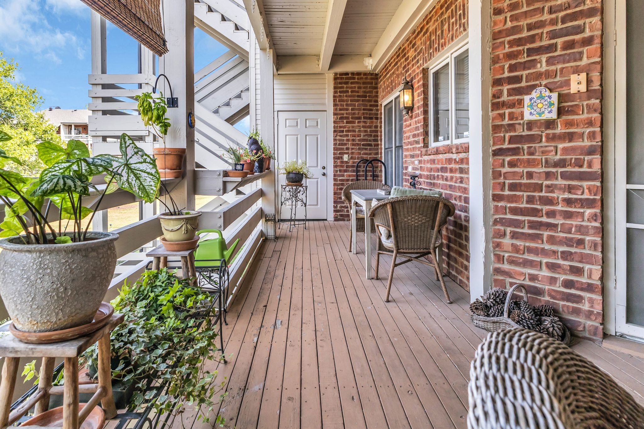 240 Boxmere Pl Unit: 240