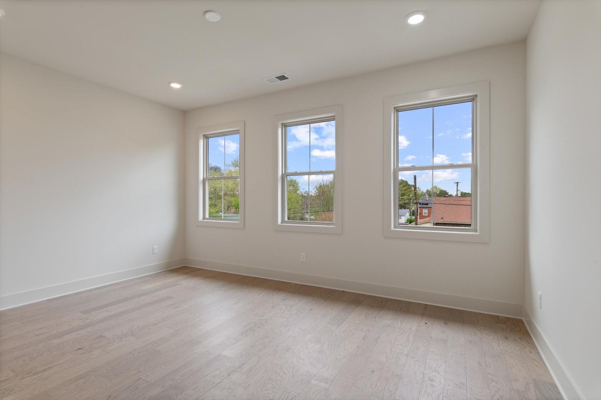 301A Oriel Ave
