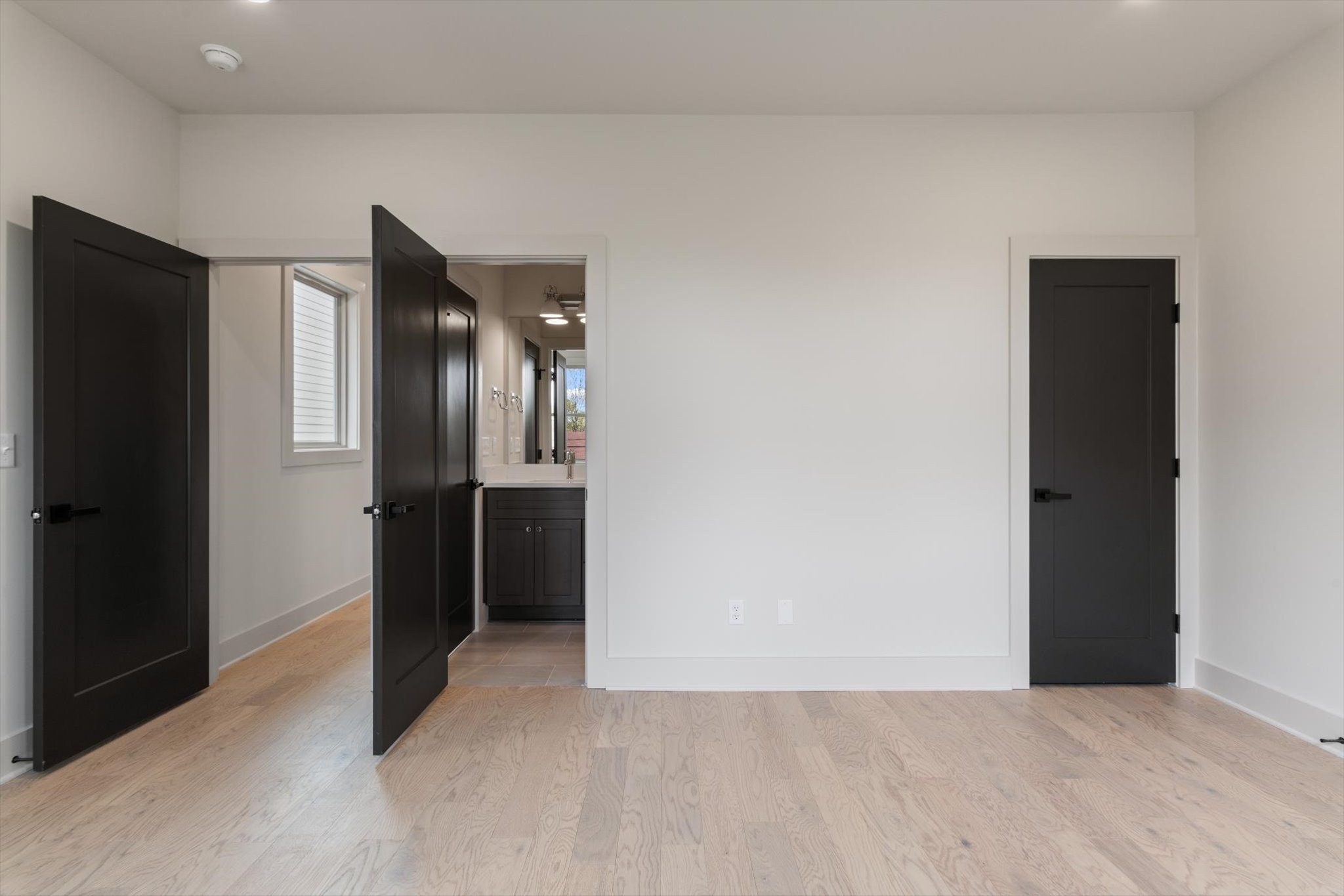301A Oriel Ave