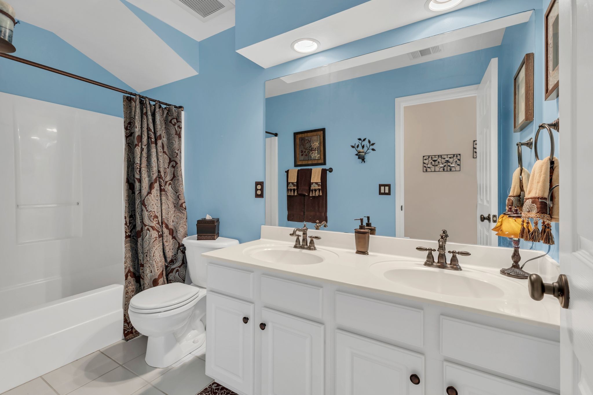640 Logwood Briar Cir