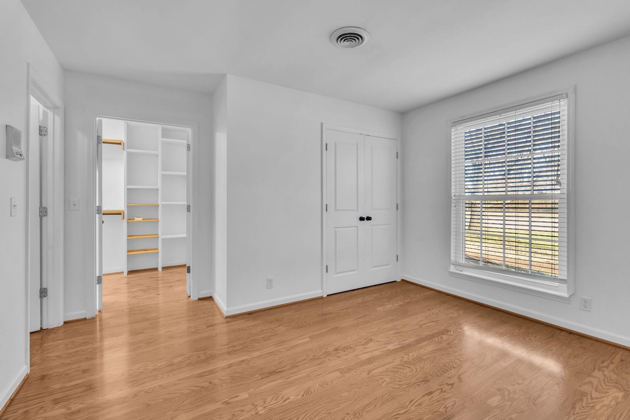 8300 Sawyer Brown Rd Unit: M301