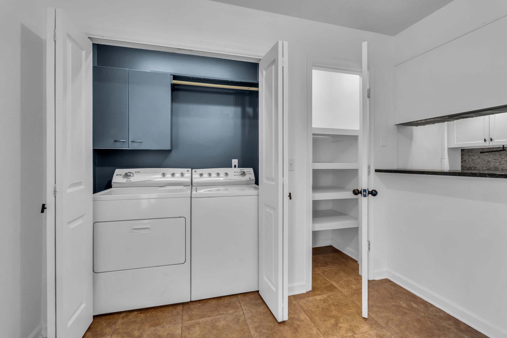 8300 Sawyer Brown Rd Unit: M301