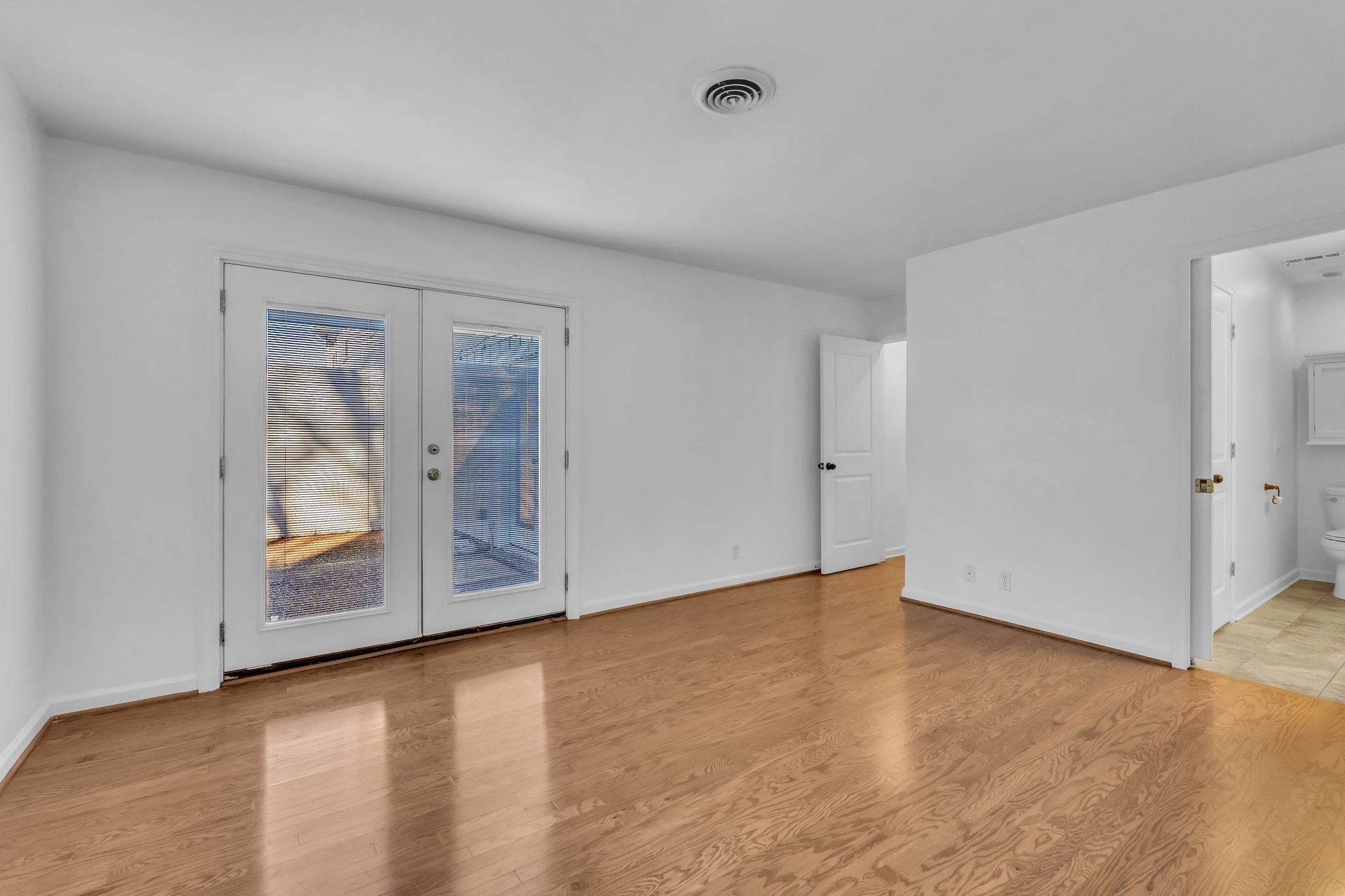 8300 Sawyer Brown Rd Unit: M301