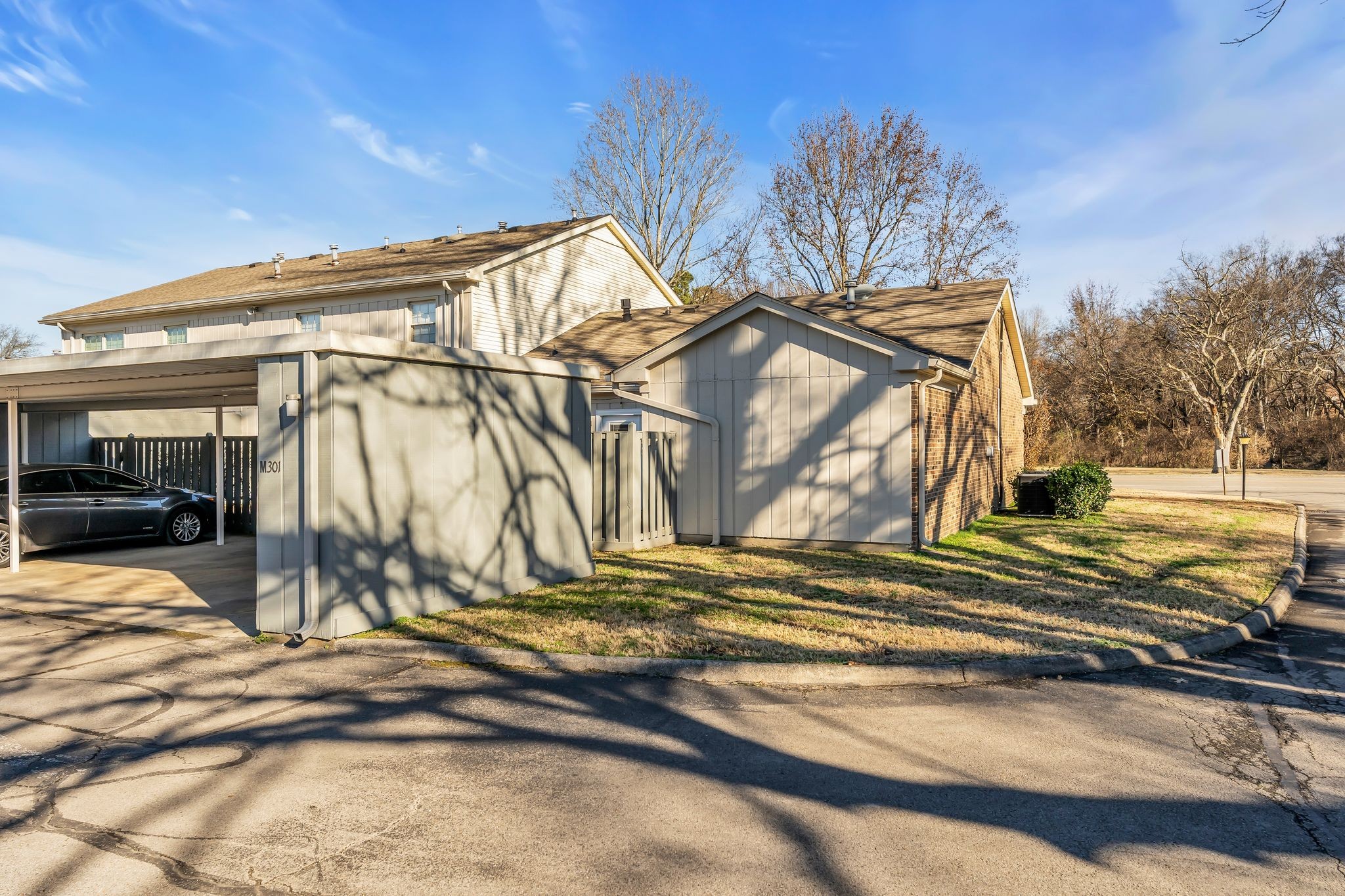 8300 Sawyer Brown Rd Unit: M301