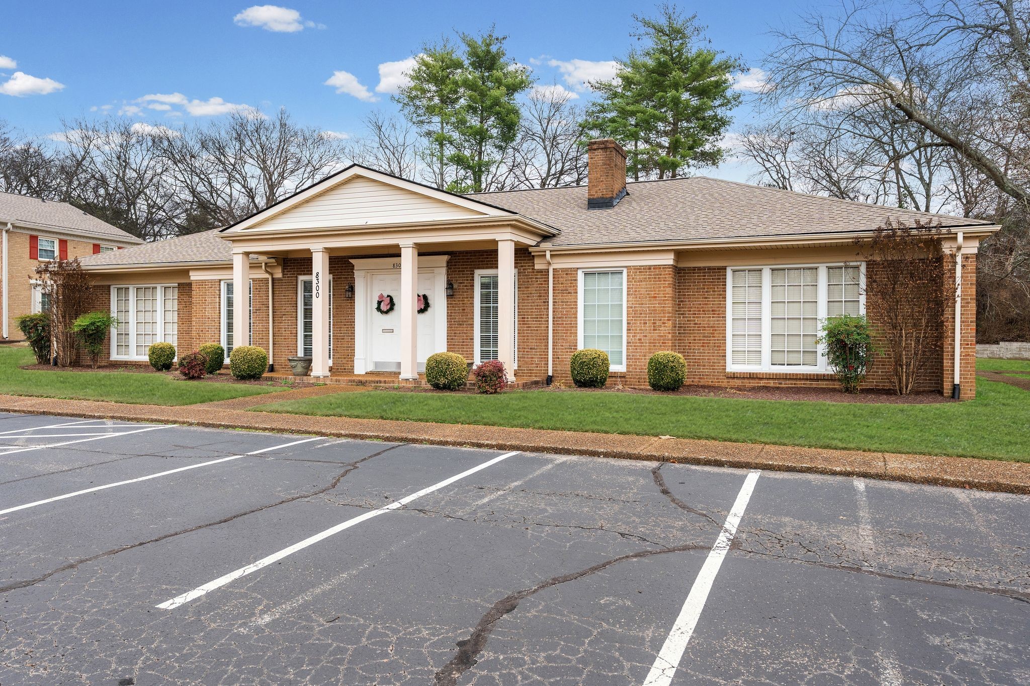 8300 Sawyer Brown Rd Unit: M301