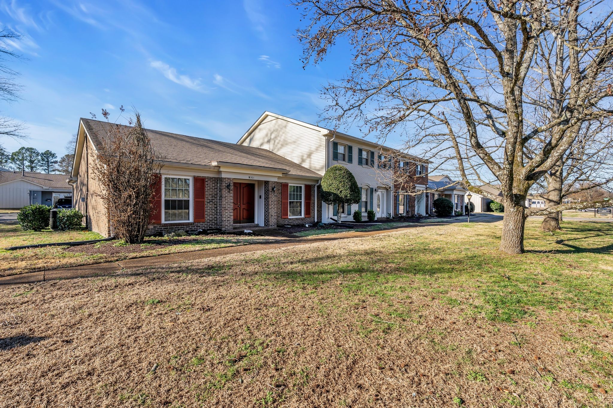 8300 Sawyer Brown Rd Unit: M301
