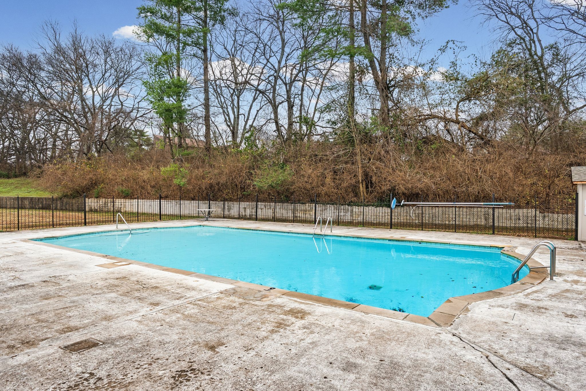 8300 Sawyer Brown Rd Unit: M301