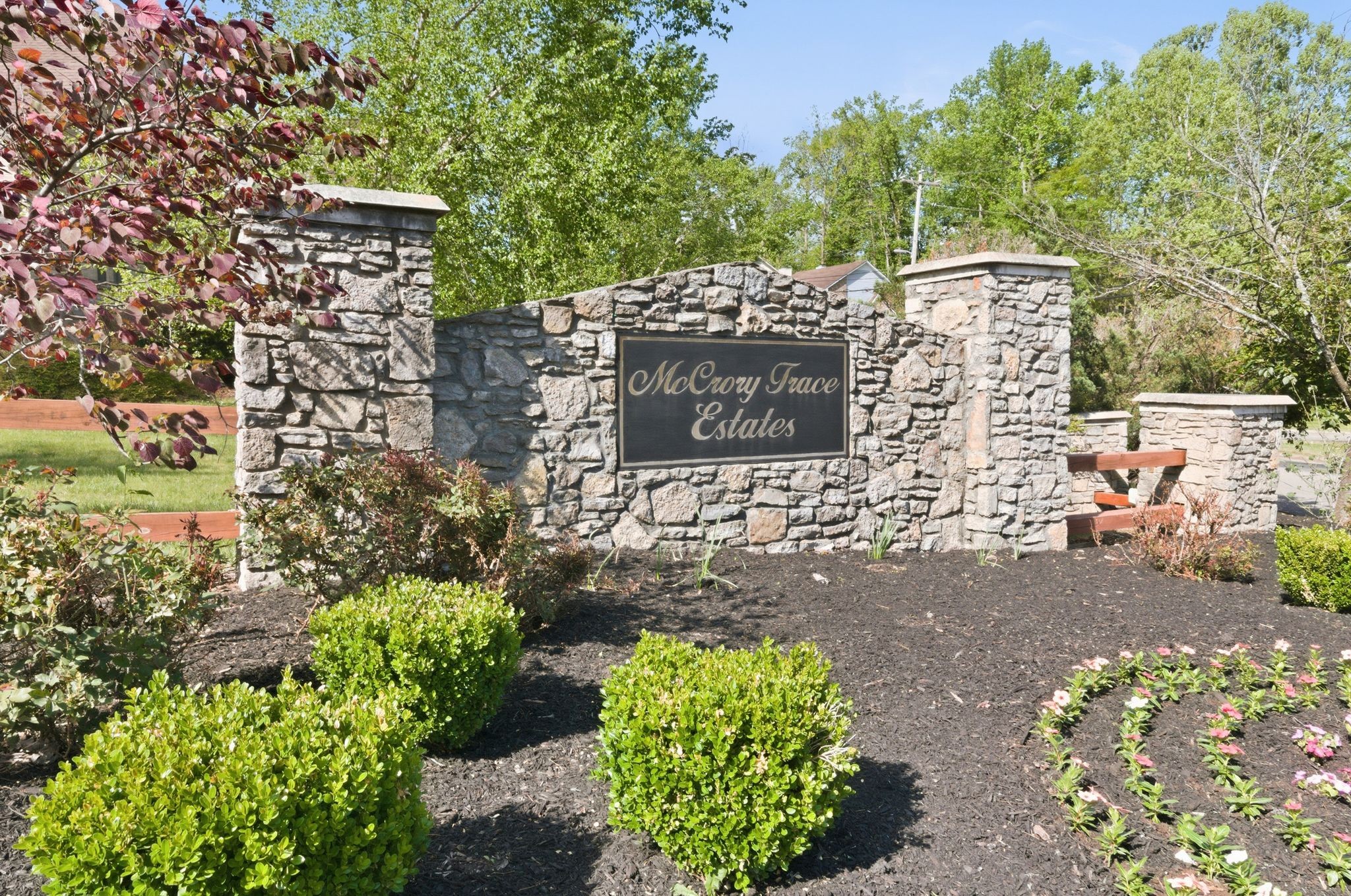 137 Sequoyah Ln