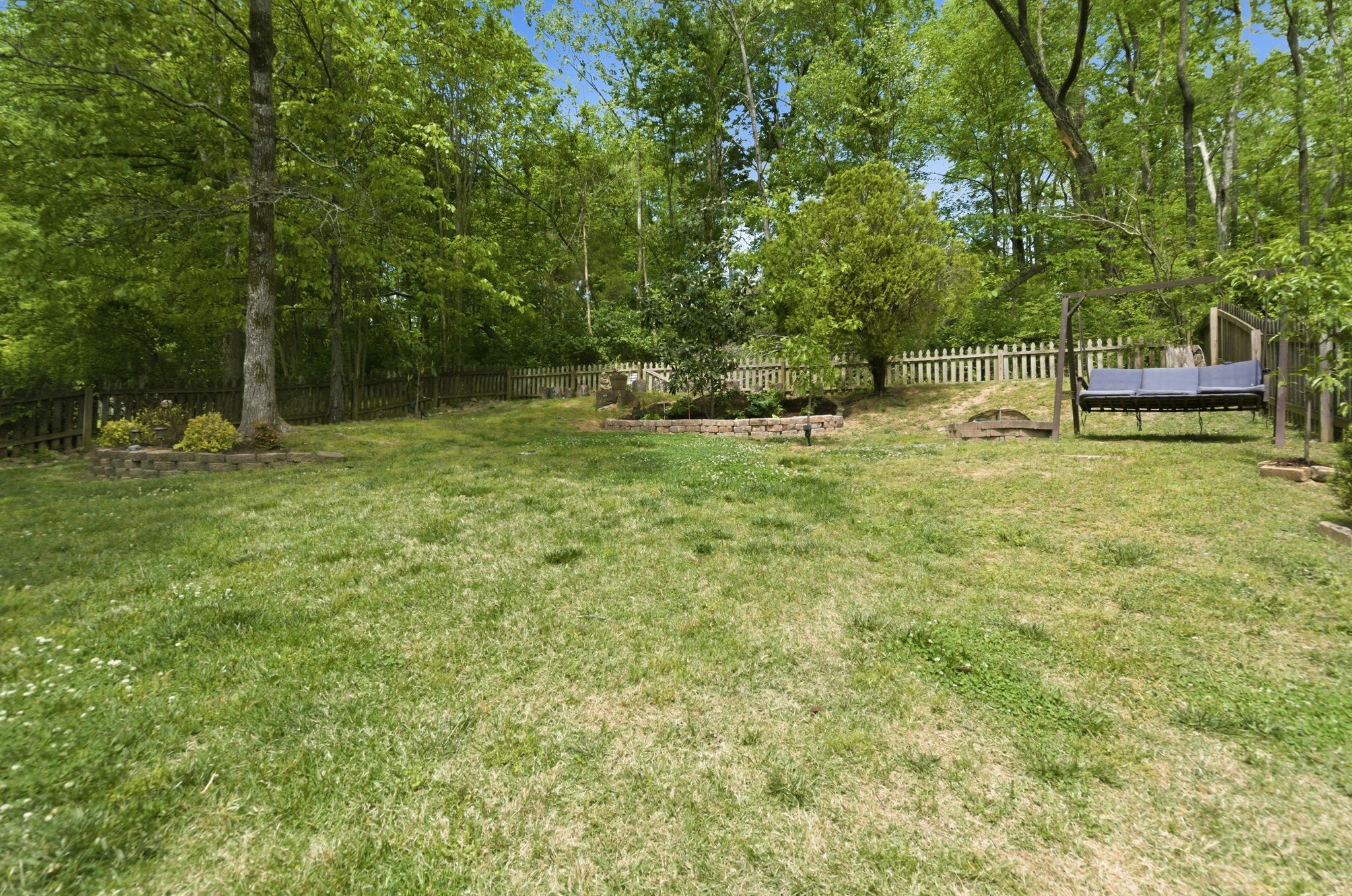 137 Sequoyah Ln