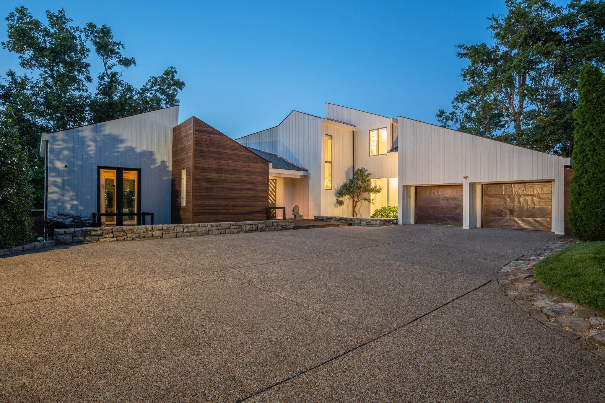 1819 Laurel Ridge Dr