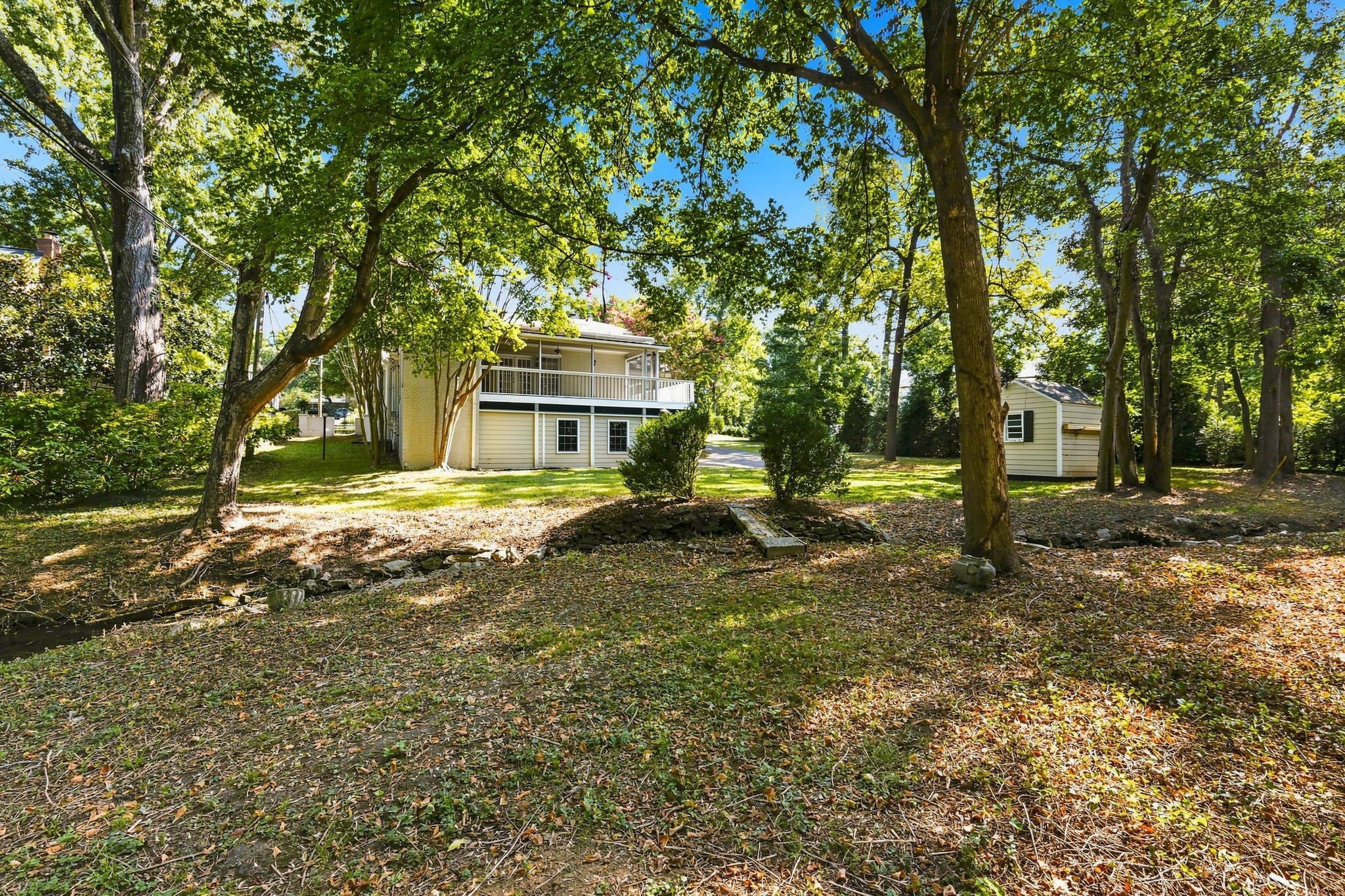 317 Sutherland Ave