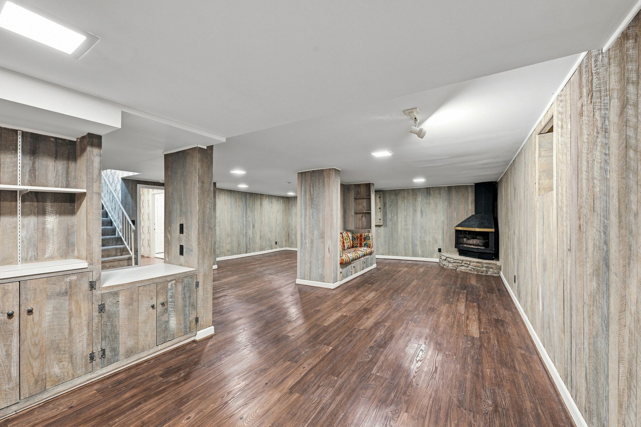317 Sutherland Ave
