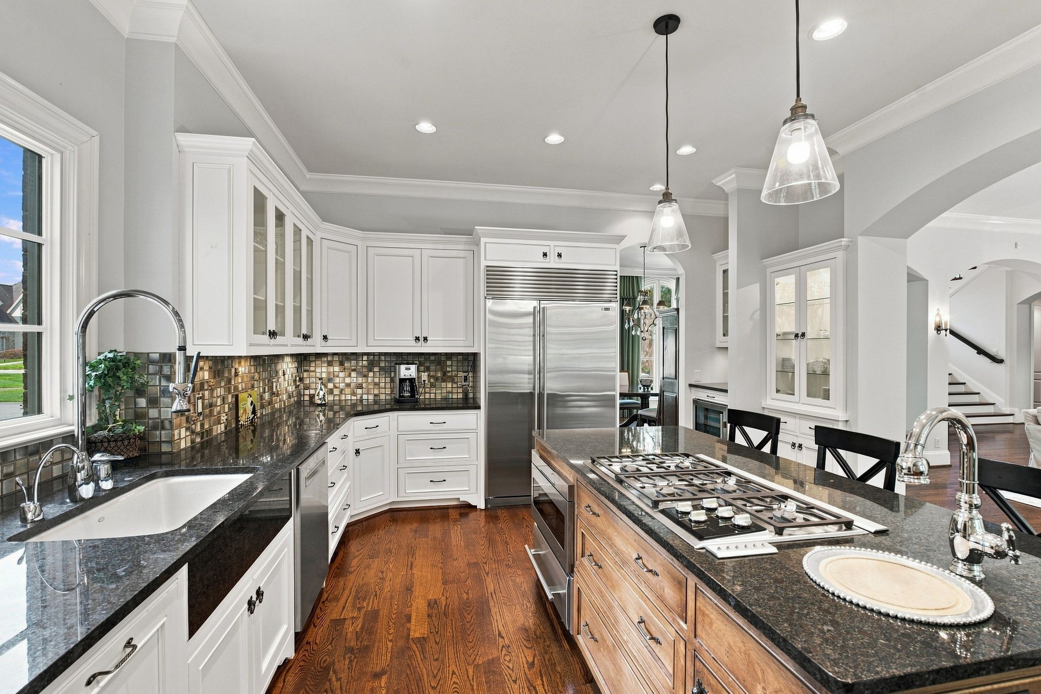 11 Middleton Park Ln