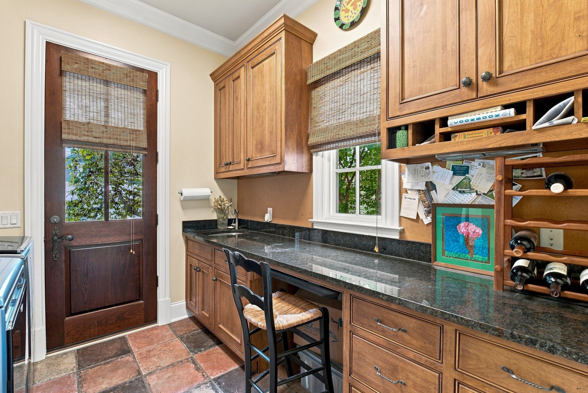 11 Middleton Park Ln
