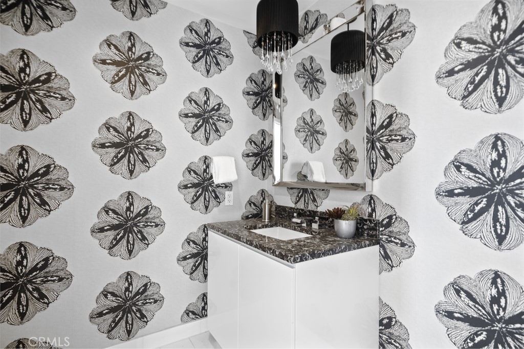 900 W Olympic Boulevard 39B