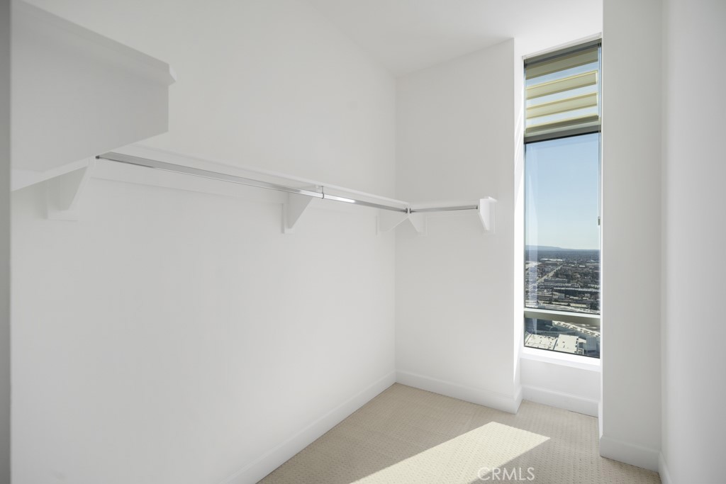 900 W Olympic Boulevard 39B