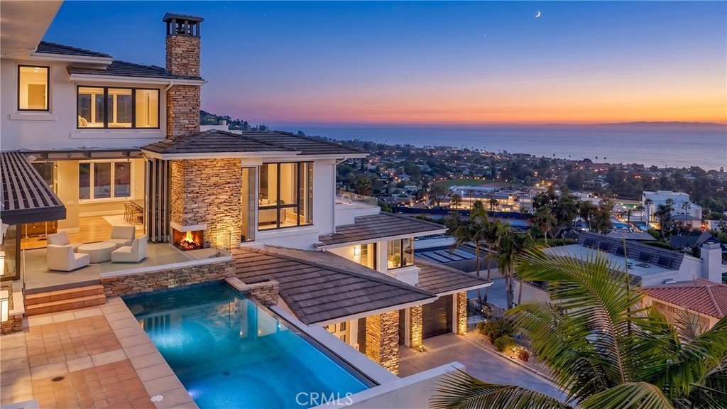 1076 Skyline Drive