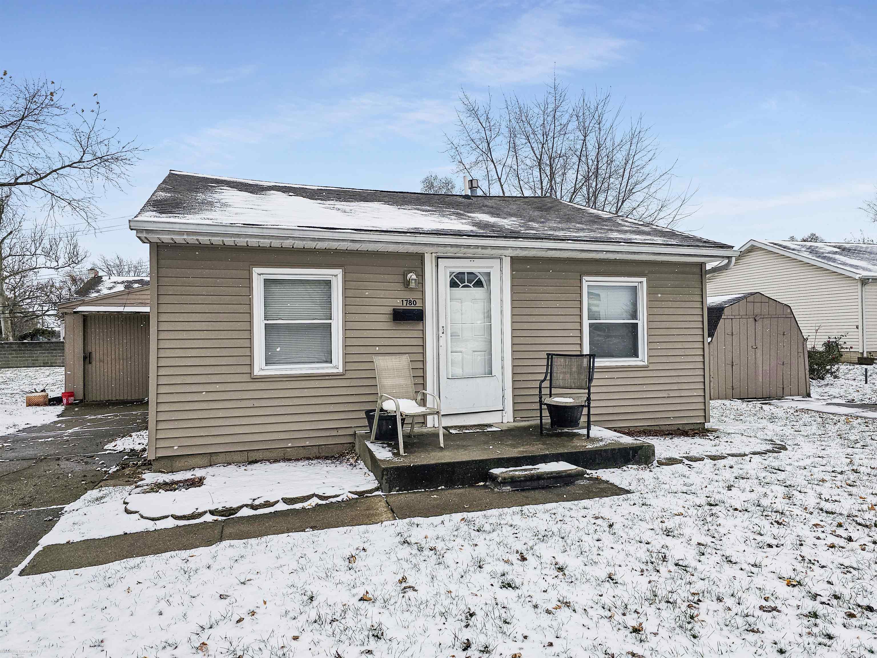 1780 Maplelane Lane