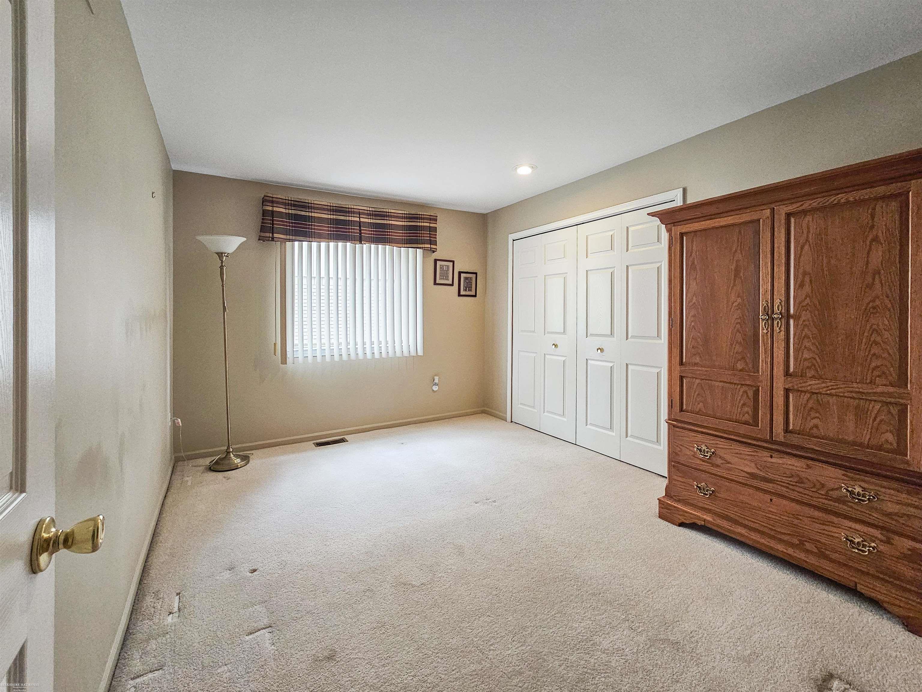 6958 Cross Creek Drive