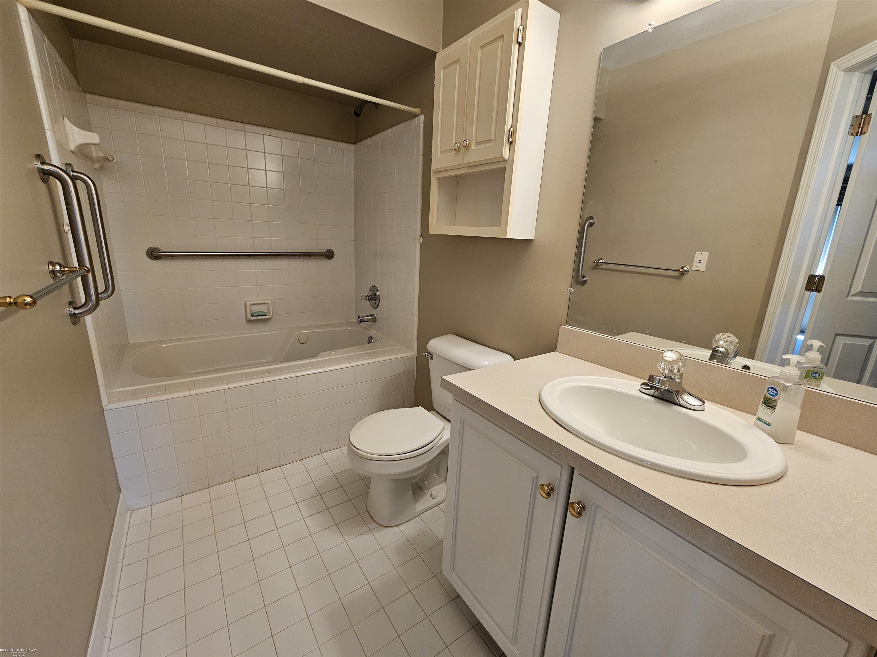 6958 Cross Creek Drive