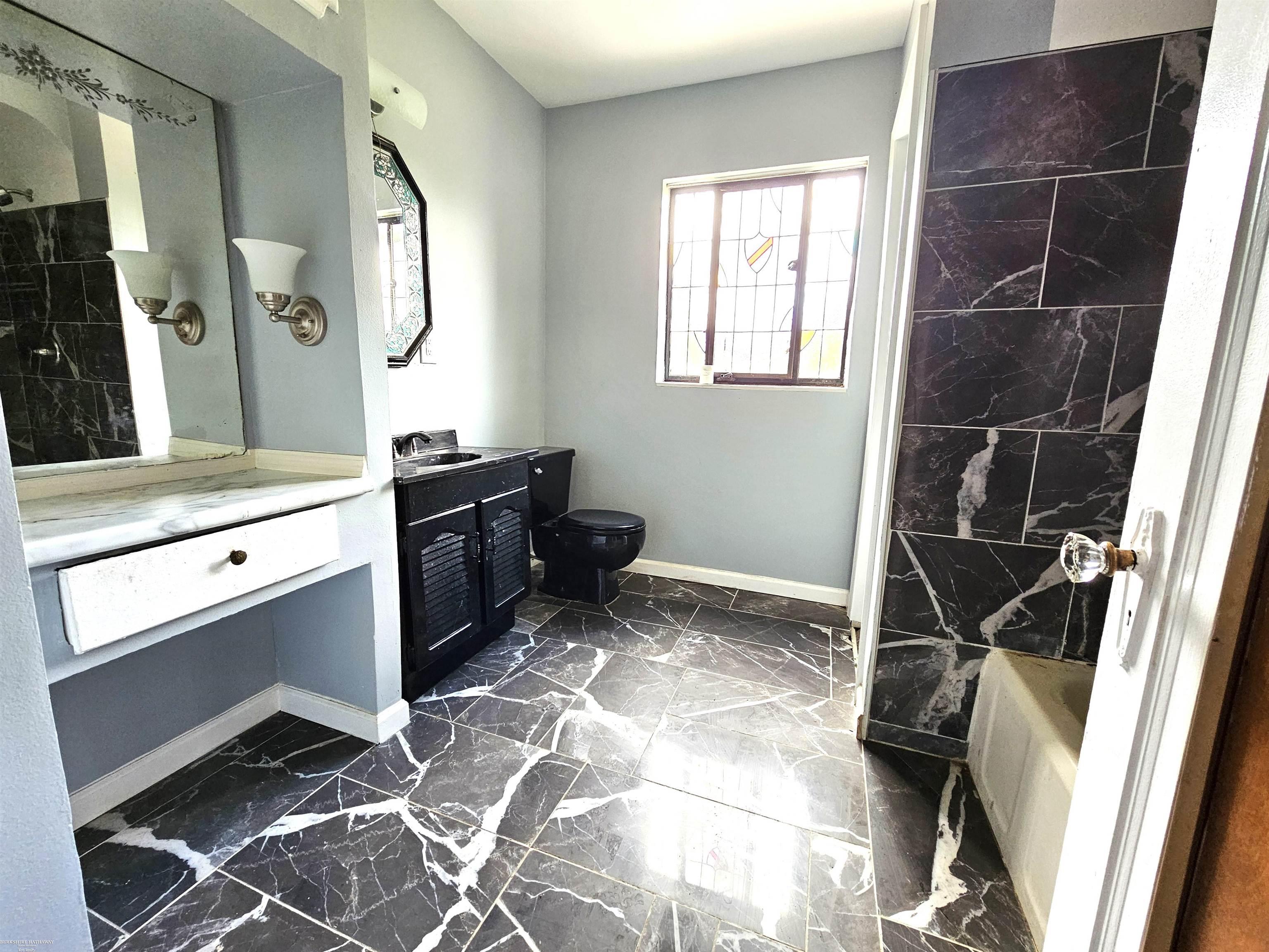 18051 Santa Barbara Drive