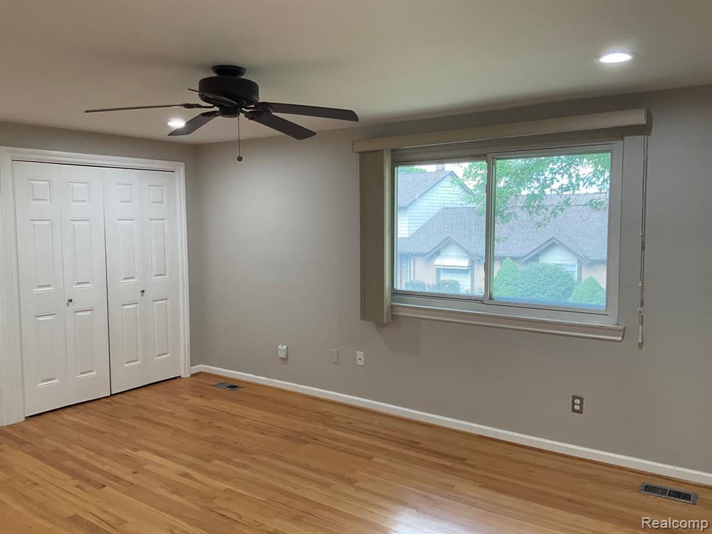 8401 18 Mile Road # 19