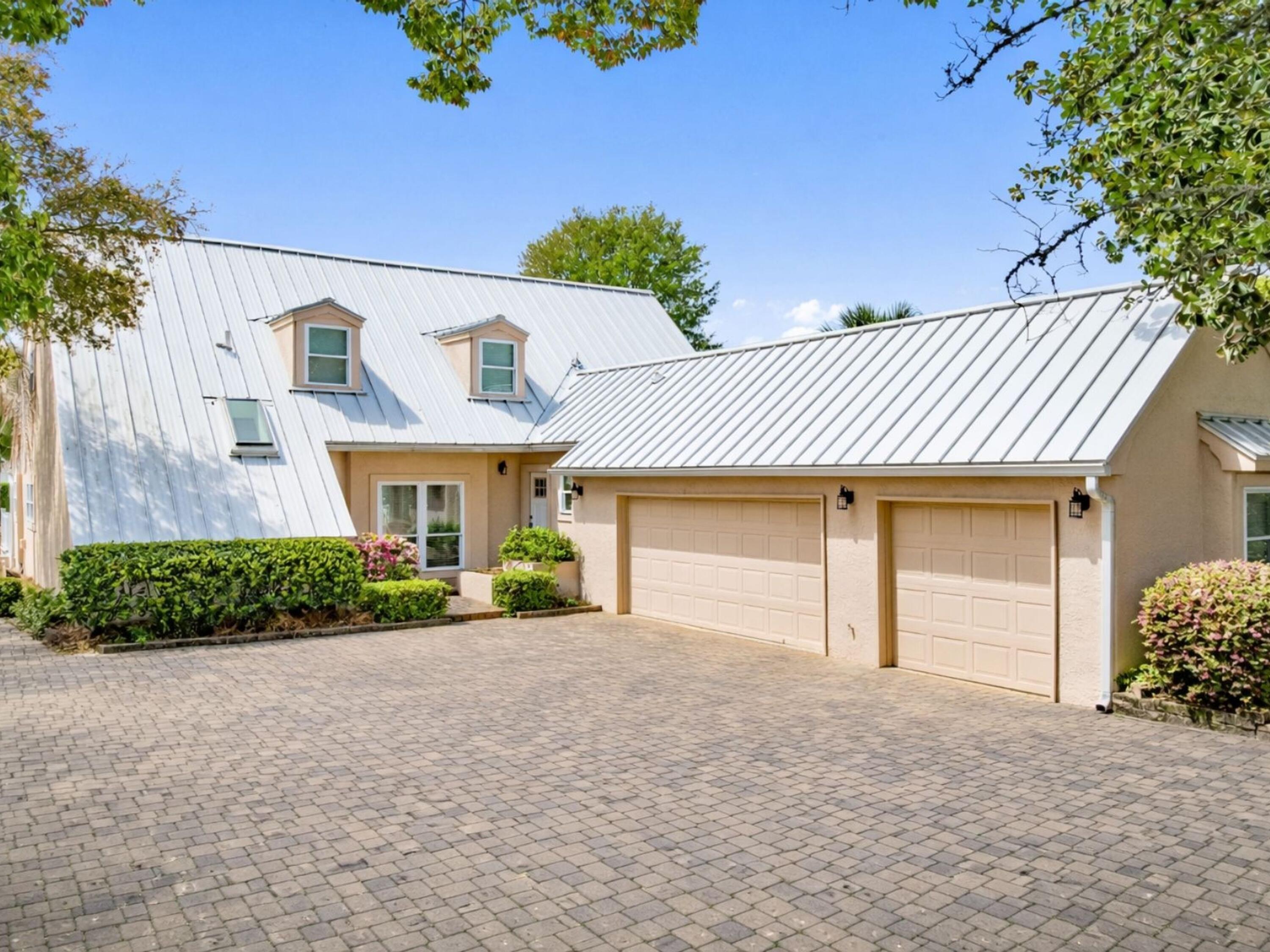 1102 Redfish Circle
