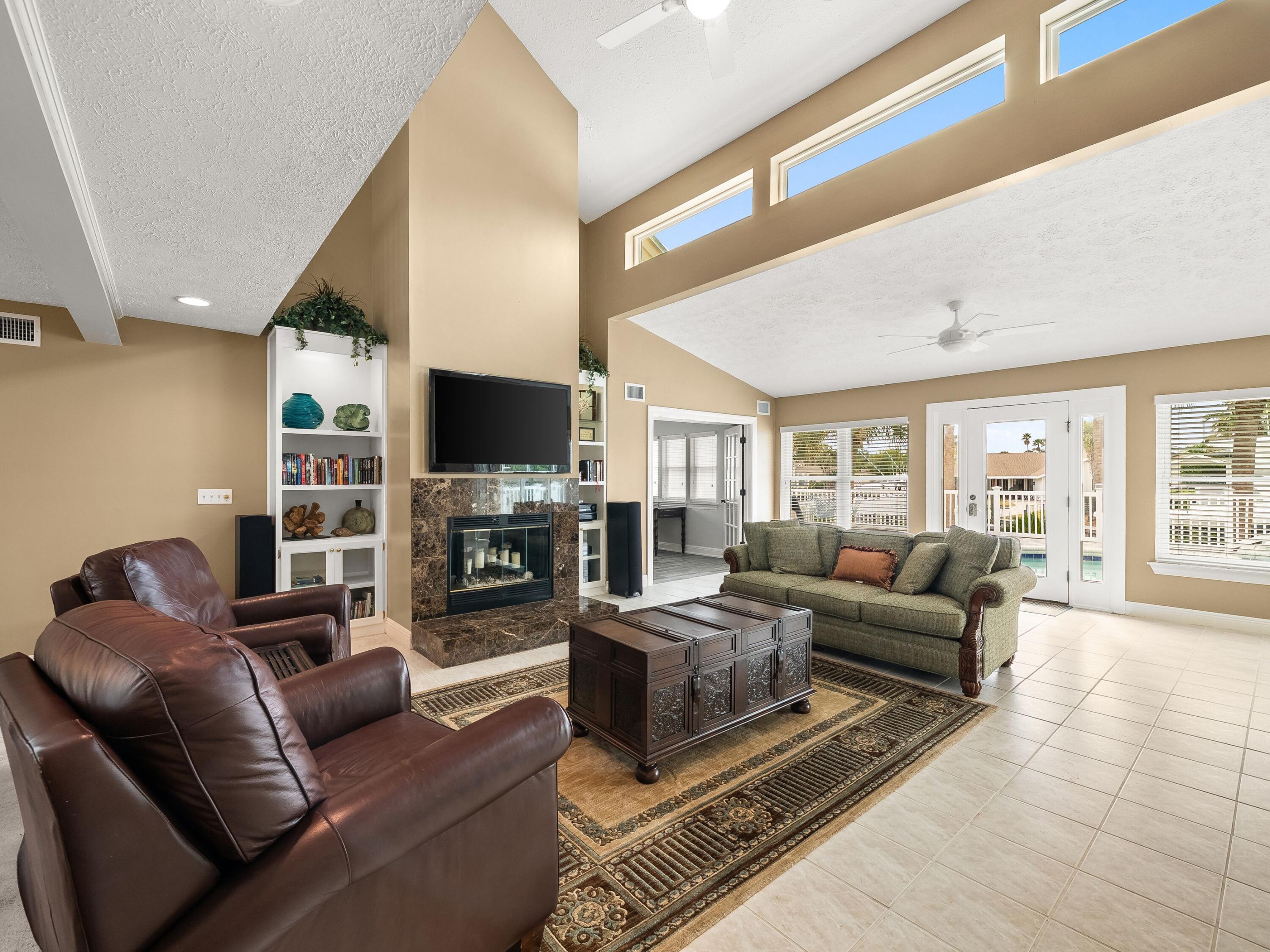 1102 Redfish Circle
