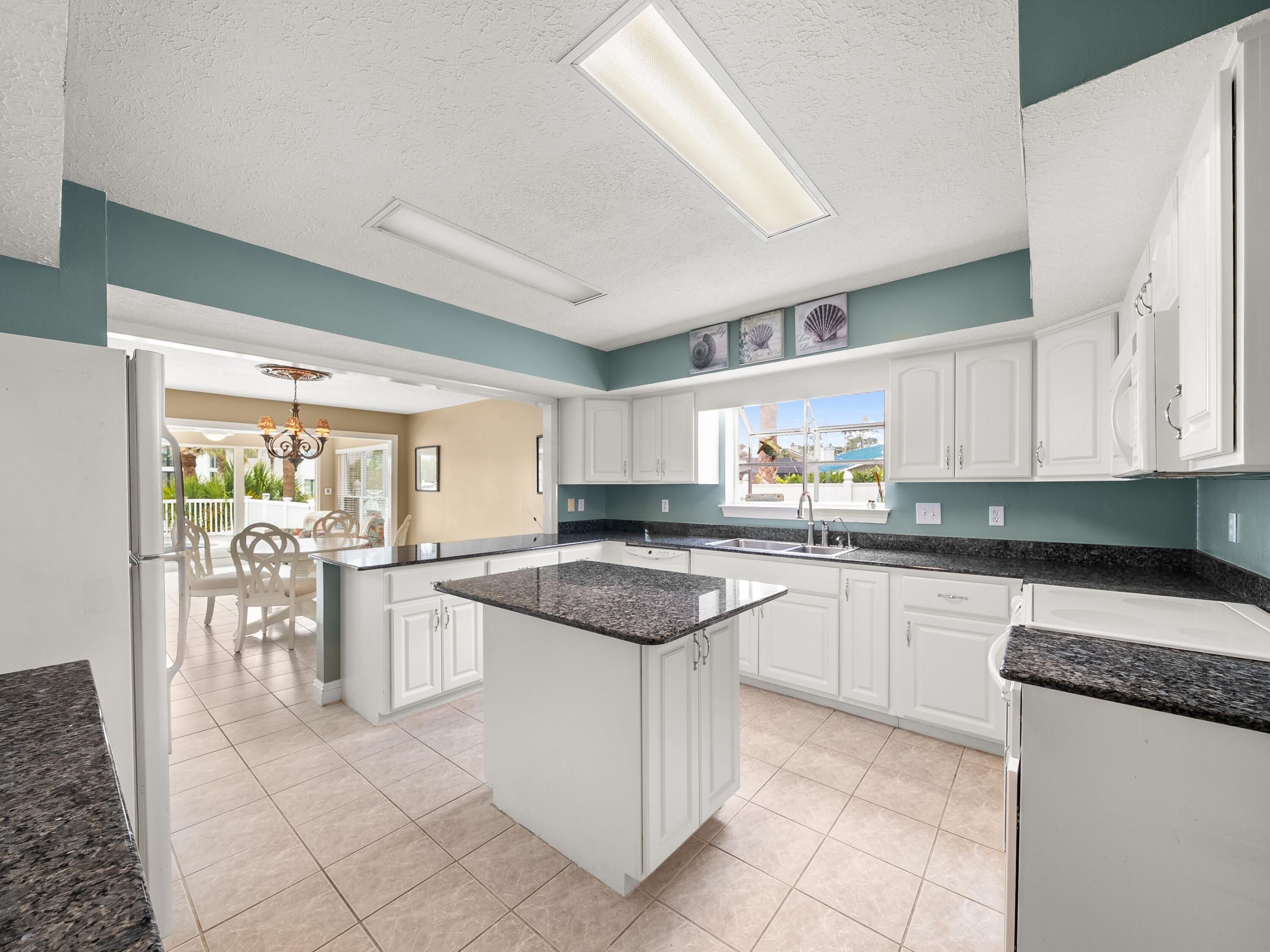 1102 Redfish Circle