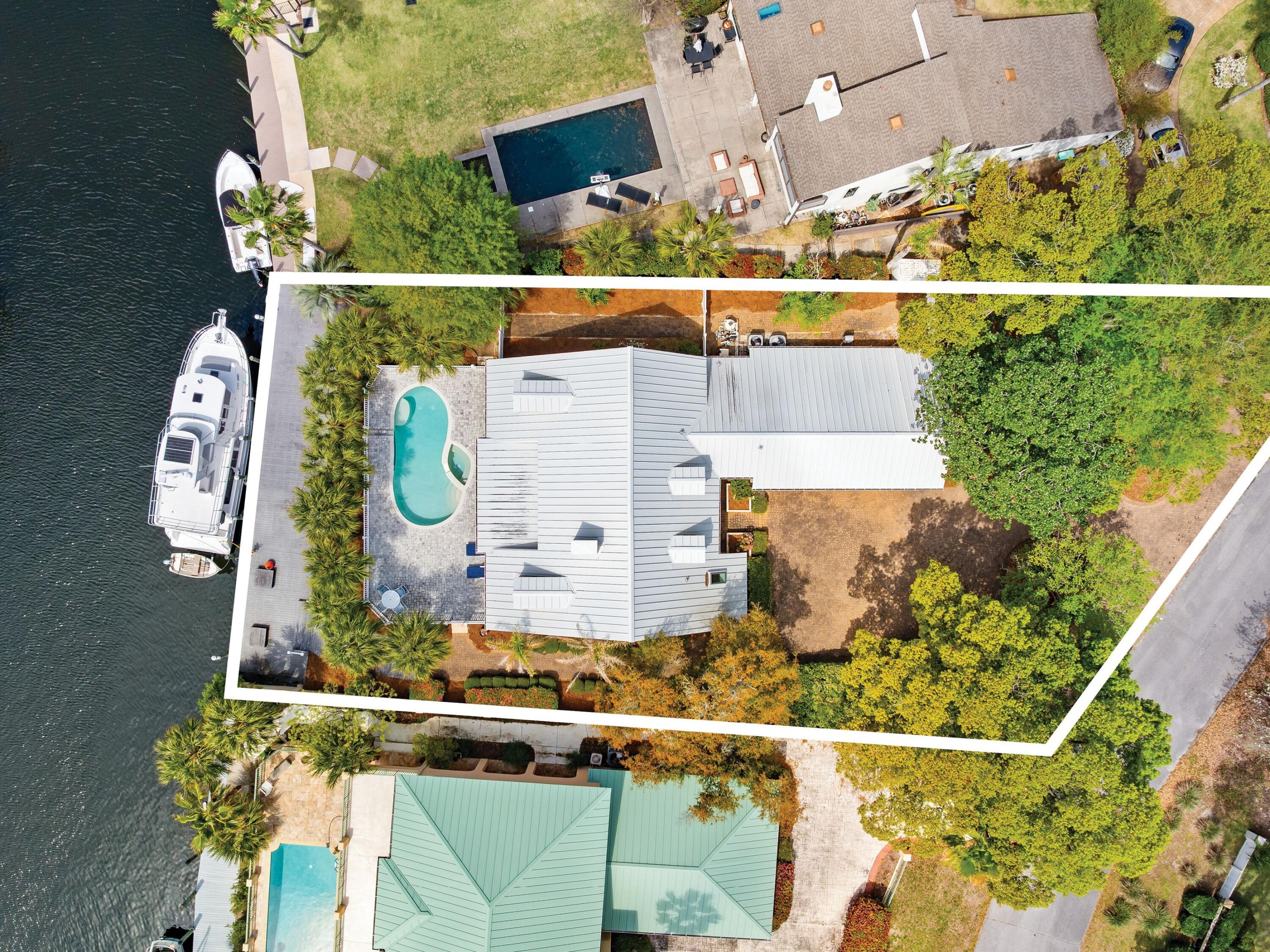 1102 Redfish Circle